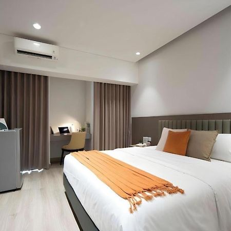 The Day Residence Jakarta Buitenkant foto