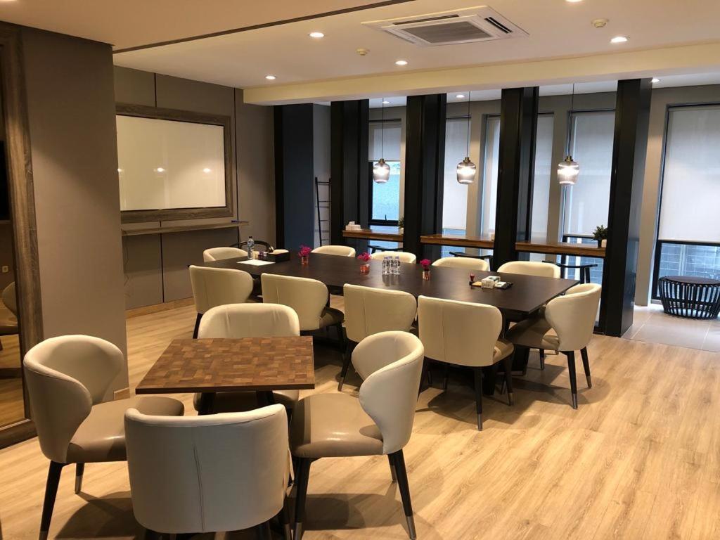 The Day Residence Jakarta Buitenkant foto