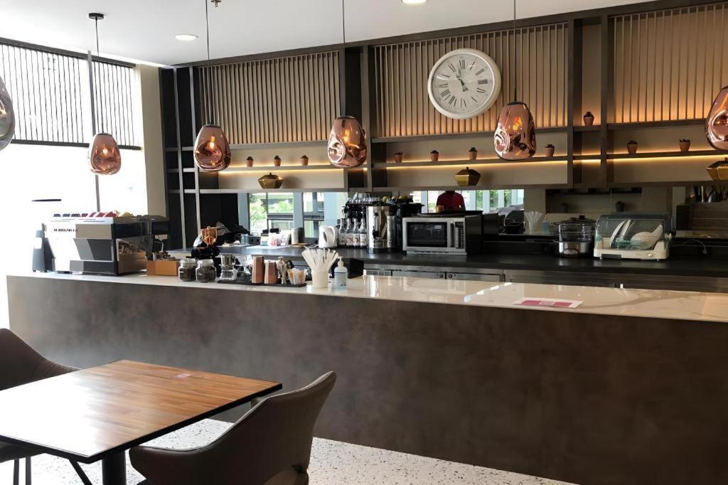 The Day Residence Jakarta Buitenkant foto